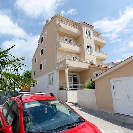 Apartments Danica プリモシュテン エクステリア 写真