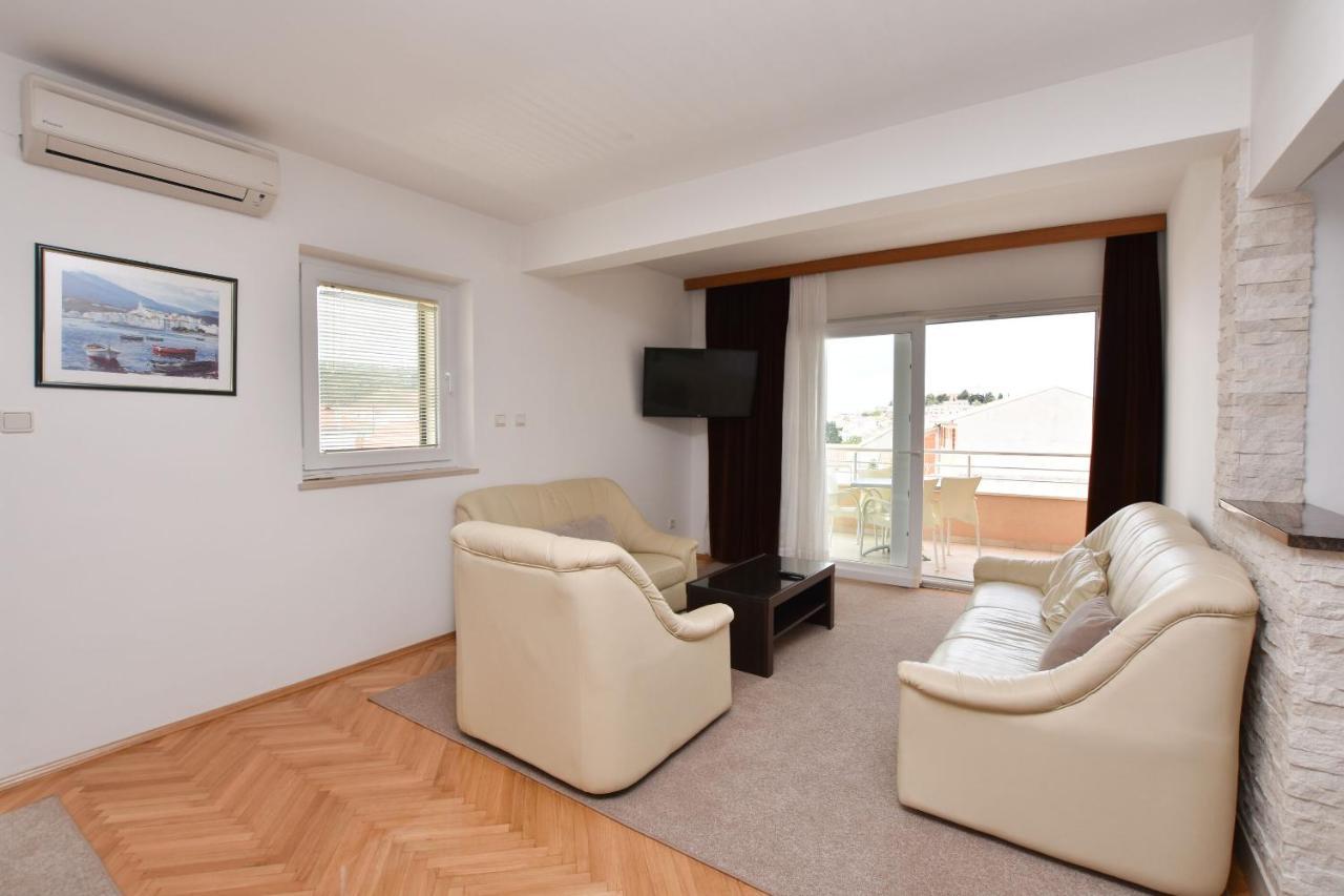 Apartments Danica プリモシュテン エクステリア 写真
