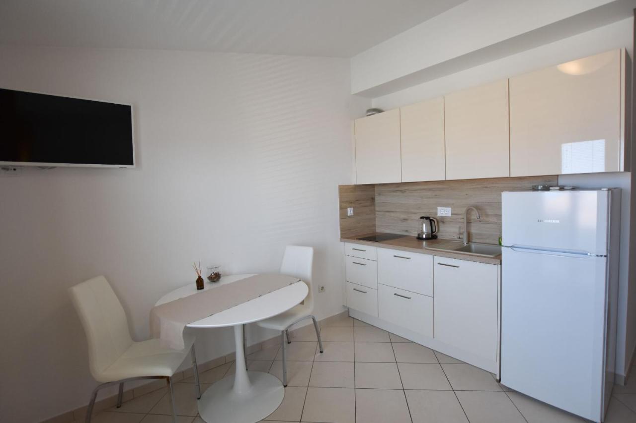 Apartments Danica プリモシュテン エクステリア 写真