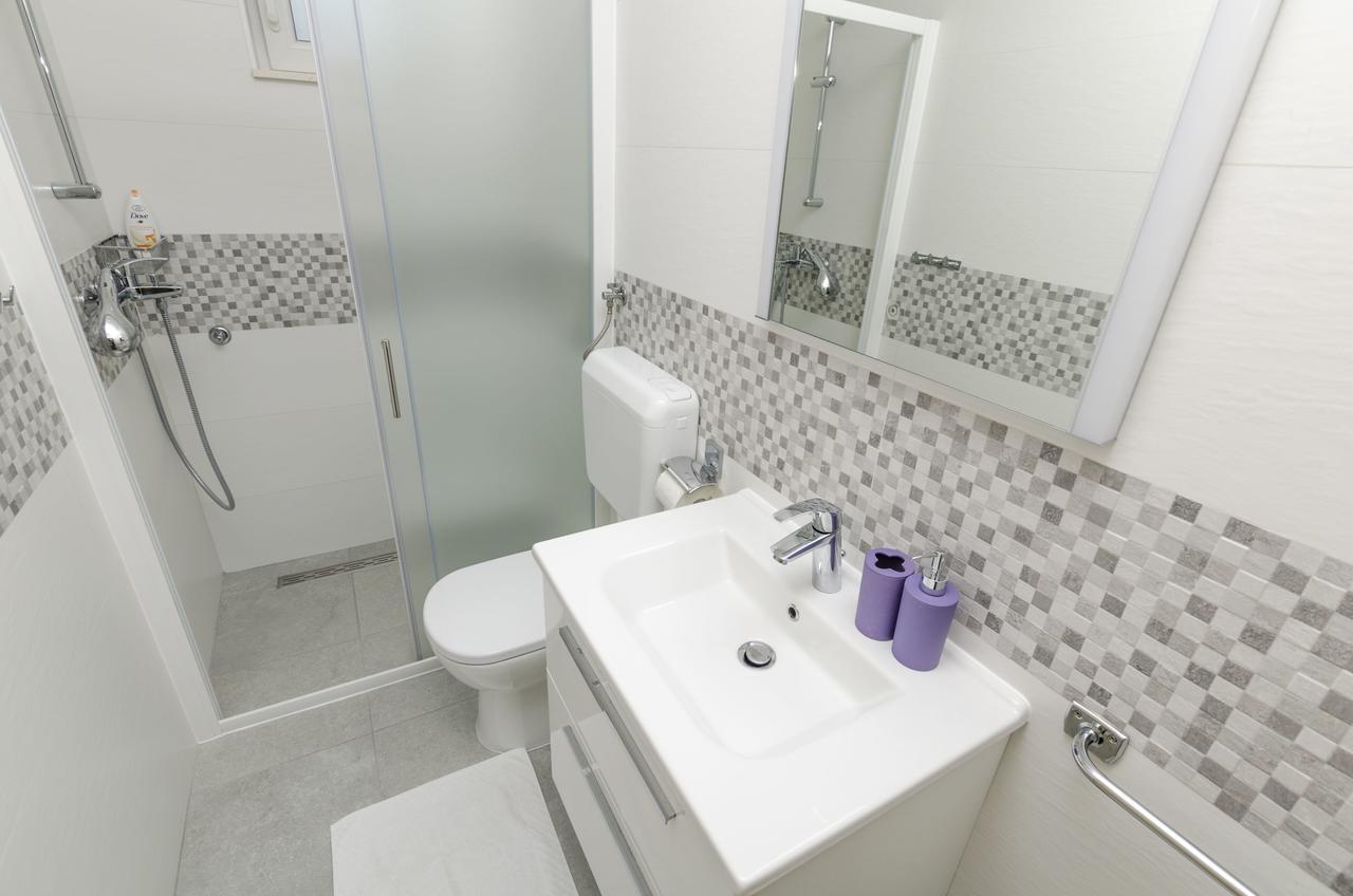 Apartments Danica プリモシュテン エクステリア 写真
